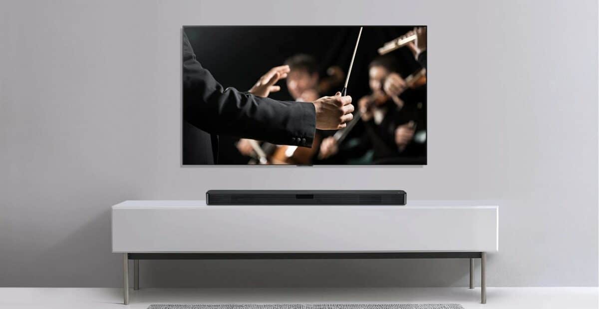 LG Sound Bar with AI Sound Pro and Carbon Woofer